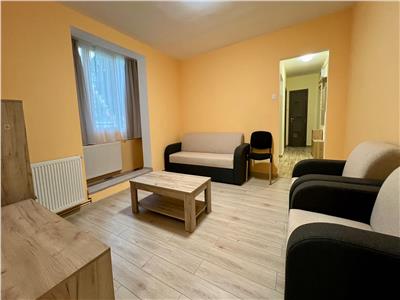 Apartament cu 3 camere de inchiriat, modern, in 7 Noiembrie la 650 m de UMF