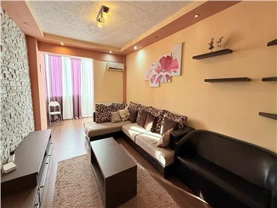 Inchiriez apartament cu 4 camere complet mobilat la Fortuna