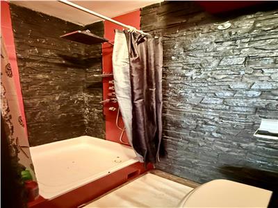 Inchiriez apartament cu 4 camere complet mobilat la Fortuna