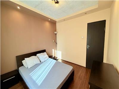 Inchiriez apartament cu 4 camere complet mobilat la Fortuna