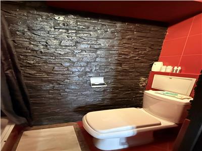 Inchiriez apartament cu 4 camere complet mobilat la Fortuna