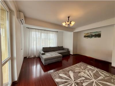 Apartament cu 3 camere si 2 bai, modern, in 7 Noiembrie
