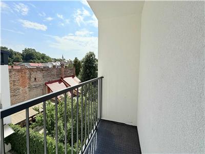 Inchiriez apartament cu 4 dormitoare, 2 bai in 7 Noiembrie la 12 min de UMF