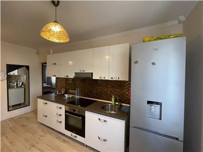 Apartament cu 3 camere de inchiriat, modern, in Tudor, str. Banat