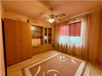 Apartament cu 2 camere de inchiriat, decomandat, in Tudor