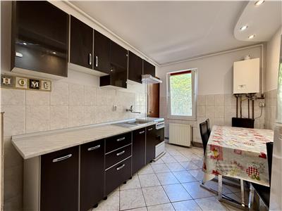 Apartament cu 2 camere de inchiriat, decomandat, in Tudor