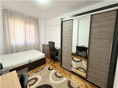 Inchiriez apartament cu 4 camere complet mobilat in zona Ultracentrala
