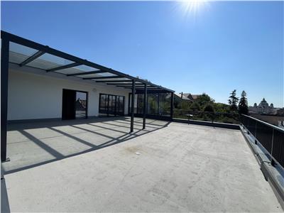 Penthouse de inchiriat, sup. 106 mp si terasa 85 mp in Centru