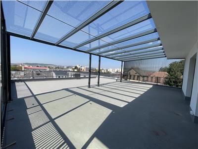 Penthouse de inchiriat, sup. 106 mp si terasa 85 mp in Centru