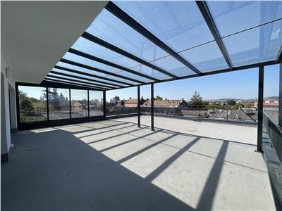 Penthouse de inchiriat, sup. 106 mp si terasa 85 mp in Centru