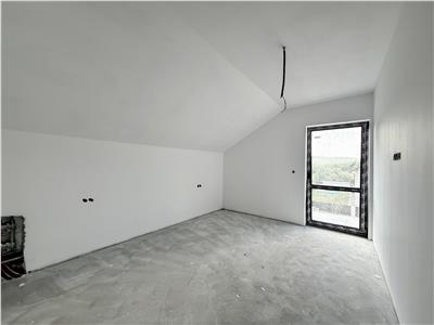 Casa noua cu 5 camere de vanzare semifinisata, teren 500 mp in Corunca