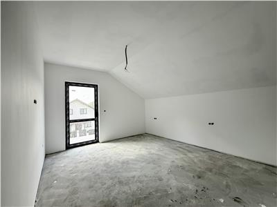 Casa noua cu 5 camere de vanzare semifinisata, teren 500 mp in Corunca
