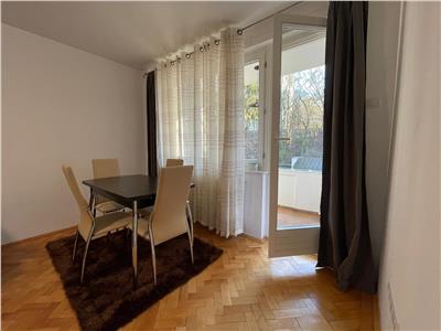 Apartament cu 3 camere, modern, in 7 Noiembrie la 500 m de UMF