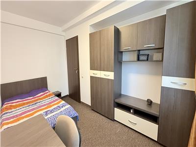 Vand apartament cu 5 camere, 2 bai ideal pt Investitie dar si Locuit