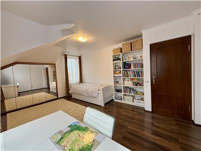 Casa cu 4 camere de vanzare, 600 mp teren, in Sancraiu de Mures