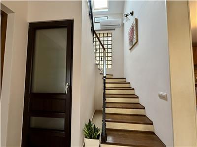 Casa cu 4 camere de vanzare, 600 mp teren, in Sancraiu de Mures