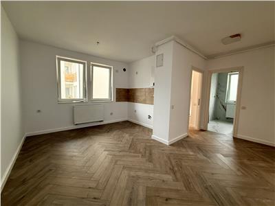 Apartament cu 2 camere de vanzare, decomandat, Ama Residence