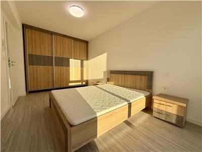 Apartament cu 2 camere de inchiriat, cu loc de parcare, complex Maurer