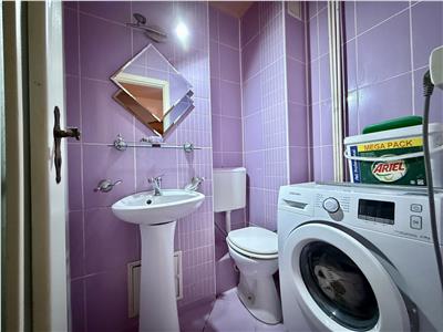 Apartament cu 3 camere, mobilat si utilat in Unirii