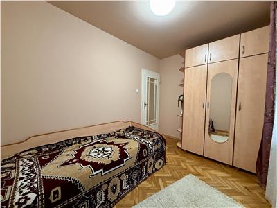 Apartament cu 3 camere, mobilat si utilat in Unirii