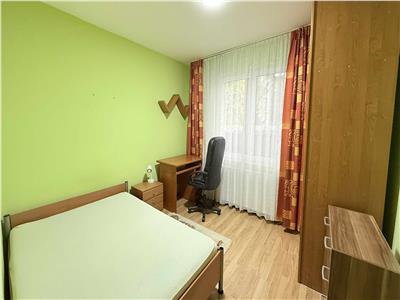 Inchiriez apartament cu 2 camere in Cornisa la 5 minute de UMF