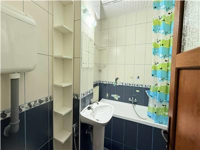 Inchiriez apartament cu 2 camere in Cornisa la 5 minute de UMF