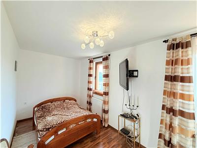 Casa de vanzare cu 4 camere, 4 bai, teren 1540mp  Sangeorgiu de Mures