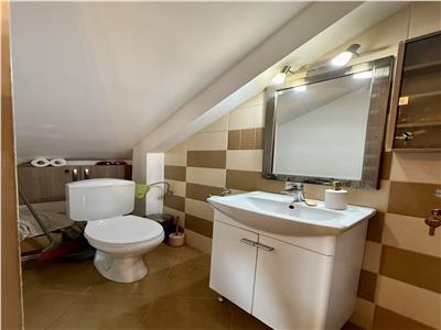 Casa cu 4 camere de vanzare, teren 970 mp, in Livezeni