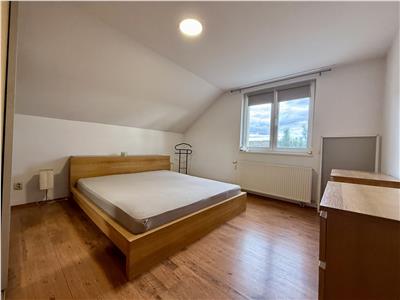 Casa cu 4 camere de vanzare, teren 970 mp, in Livezeni