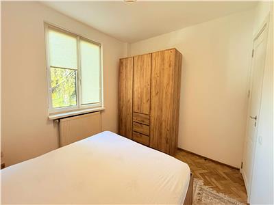 Exclusivitate  Inchiriez apartament cu 4 camere, zona Profi  Dambu