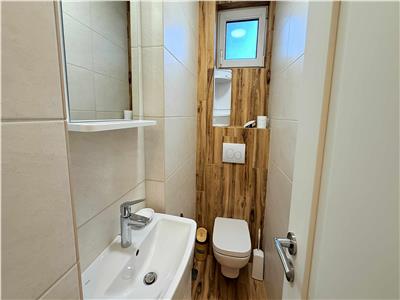 Exclusivitate  Inchiriez apartament cu 4 camere, zona Profi  Dambu