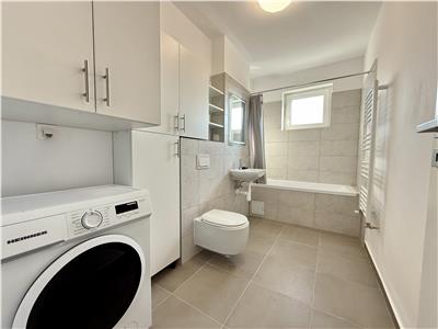 Apartament cu 2 camere de inchiriat, decomandat, la Maurer Residence