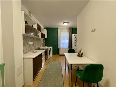 Apartament cu 2 camere de inchiriat, decomandat, in Tudor