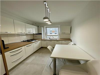 Apartament cu 1 camera de inchiriat, cu parcare, Maurer Residence