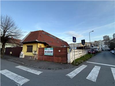 Casa de vanzare de 82 mp cu teren de 220 mp in 7 Noiembrie