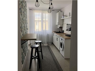 Apartament cu 2 camere, mobilat si utilat modern, zona Semicentrala