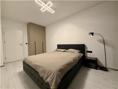 Apartament cu 2 camere de inchiriat, cu loc de parcare, complex Maurer