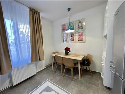 Apartament cu 2 camere, mobilat si utilat modern in Centru