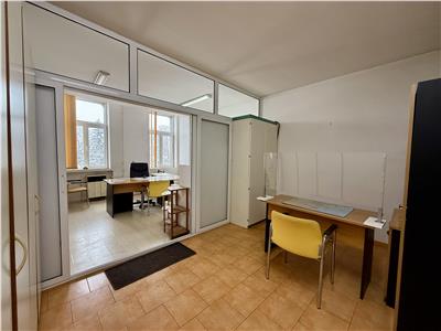 Cabinet medical de inchiriat de 57 mp, aflat in Centru  Reghin
