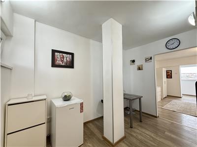 Apartament cu 1 camera de inchiriat, modern, in Piata Victoriei